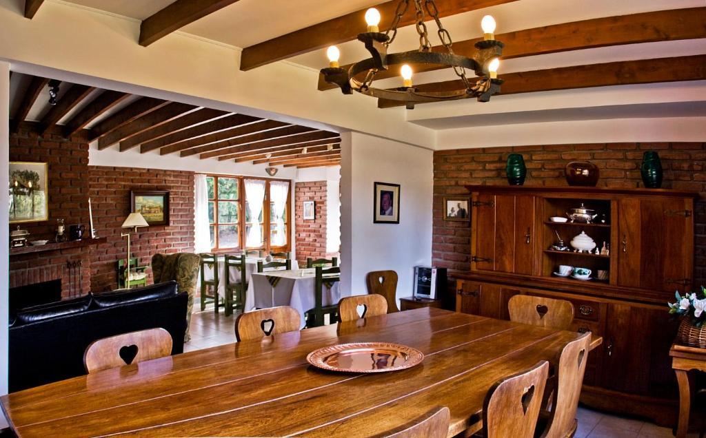 Hosteria Canela B&B Esquel Kültér fotó